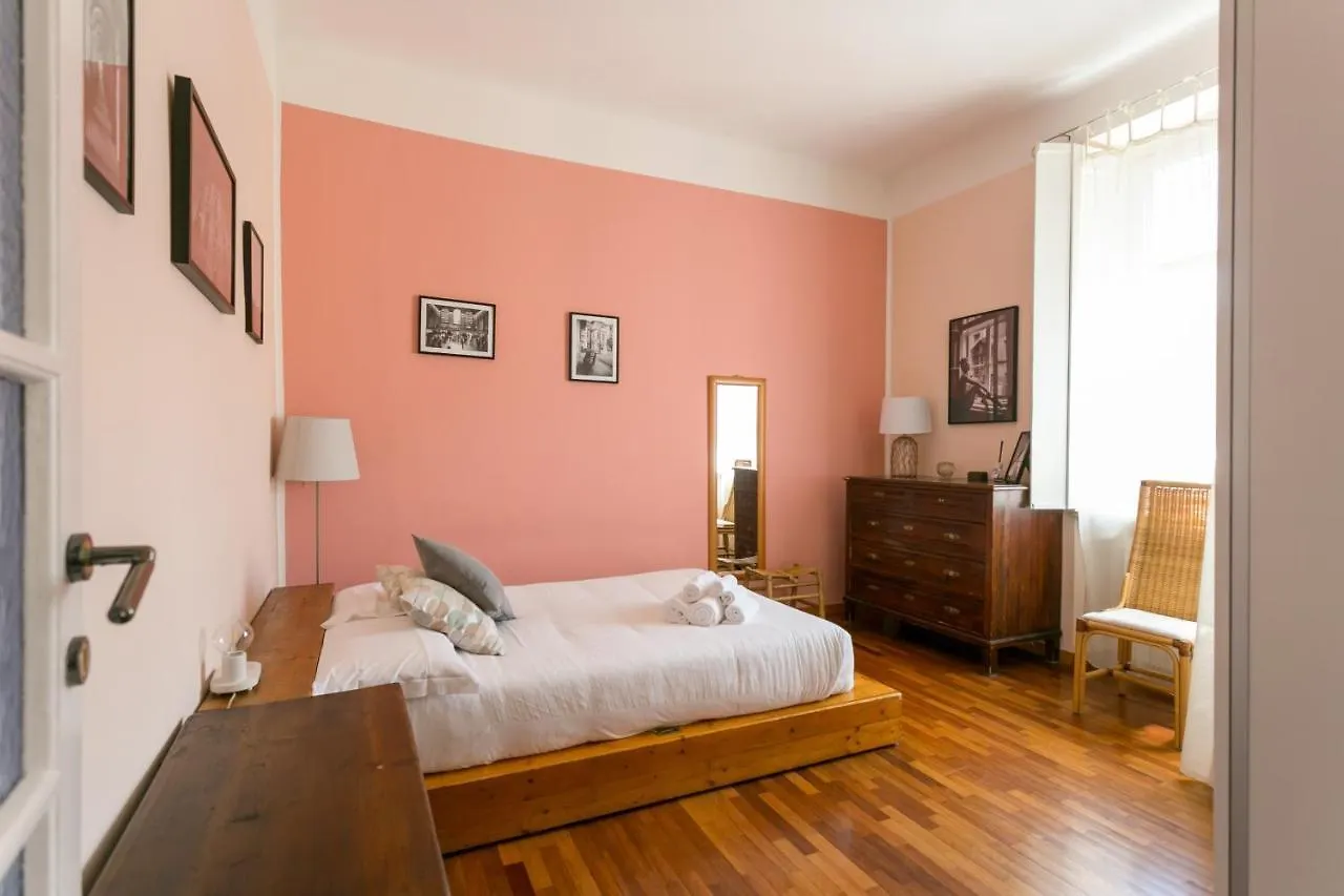 Milano Apartments Navigli Vigevano 0*, Milan Italy
